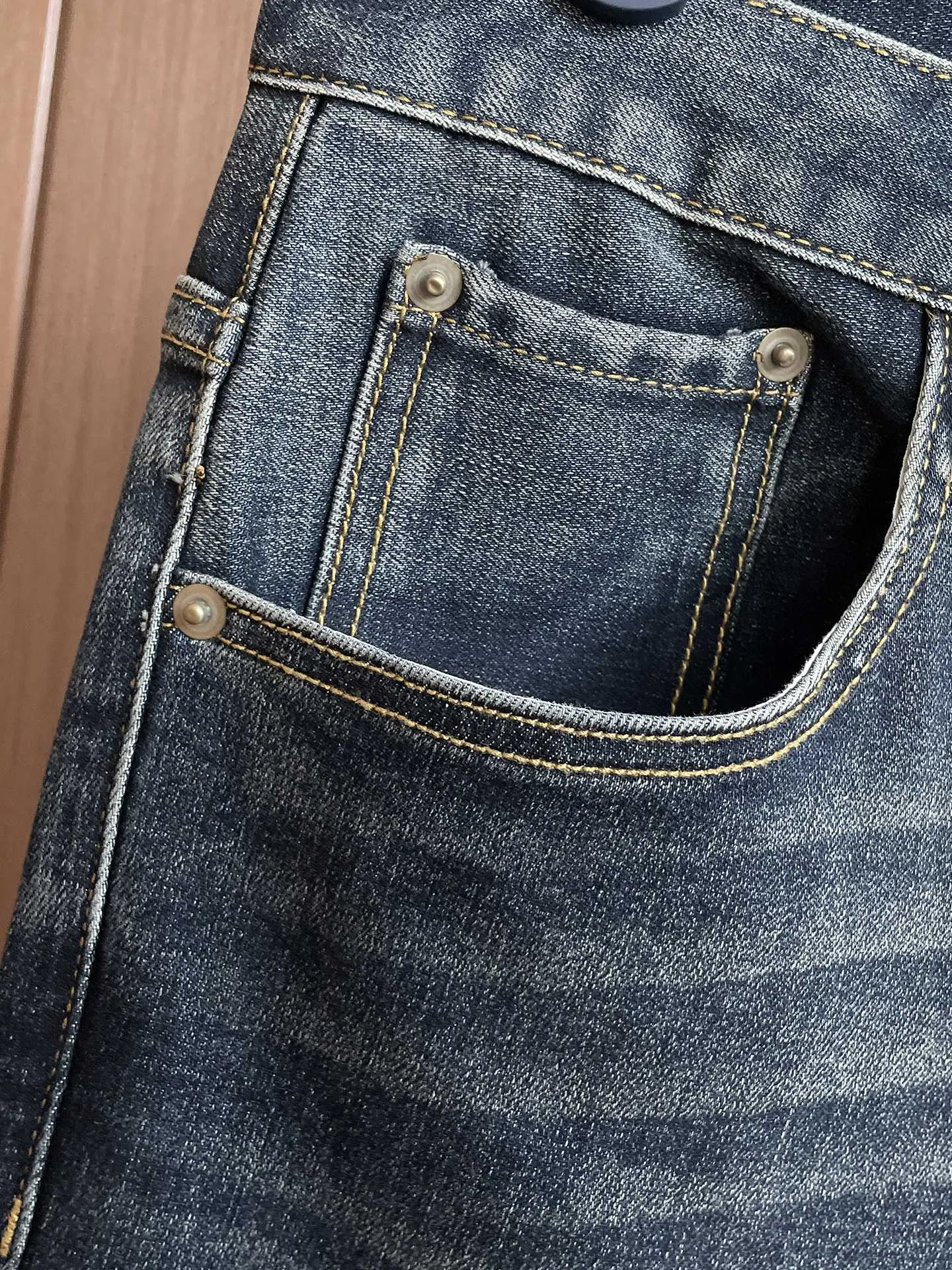 P260 Paul 25ss autumn and winter new jeans, high elastic fabric, imported custom high-end washed cloth 🌹🌹High breathability and comfort, impeccable details, brand element design concept, reflecting high quality. It feels delicate and soft! It presents a casual cut and the upper body shape is great! Yardage: 28-38 (no 35.37)